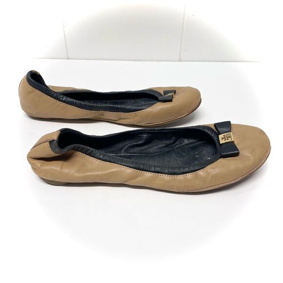 Tory Burch Eddie Logo Bow Two-Tone Ballerina Flat Clay Beige Size 8 - Picture 4 of 8